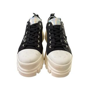 PALLADIUM Revolt Lo TX Black Marshmallow
Women’s Platform Sneakers Size 10 & 6.5